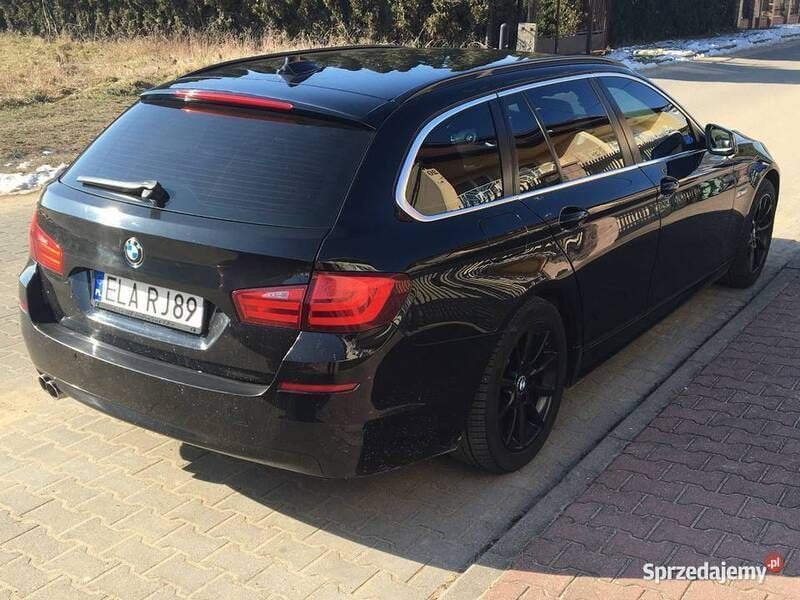 Używany BMW 530 2010 Czarny Kombi