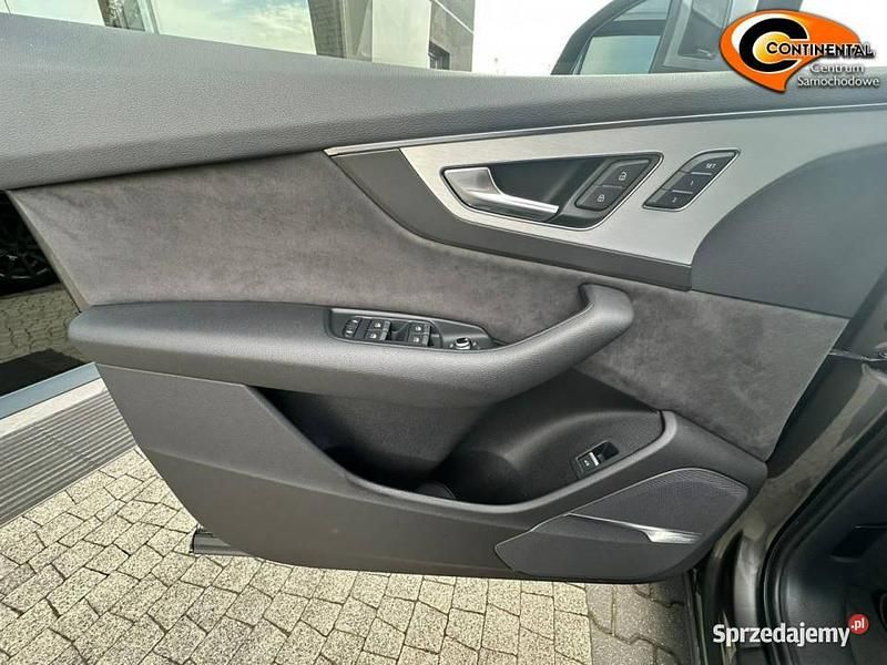 Używany Audi Q7 272 KM (200 kW) 2018 Szary (metalik, perła) SUV