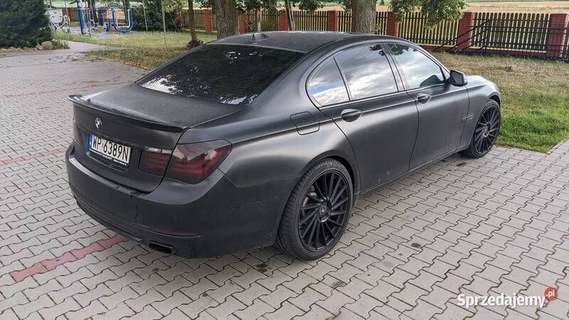 Używany BMW 740 2014 Czarny Sedan/Limuzyna