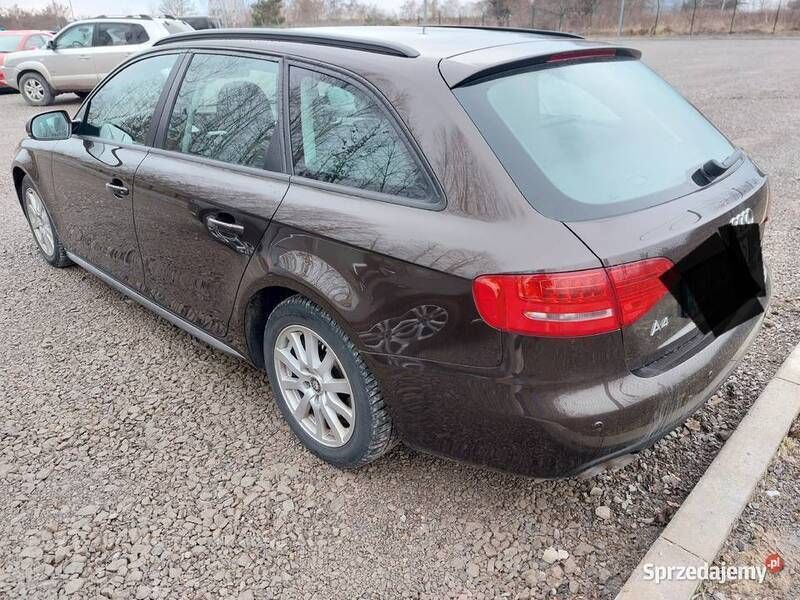 Brązowy Używany 2012 Audi A4 Sedan/Limuzyna | 40 000 zł (Uczciwa cena) - Obraz 1/3