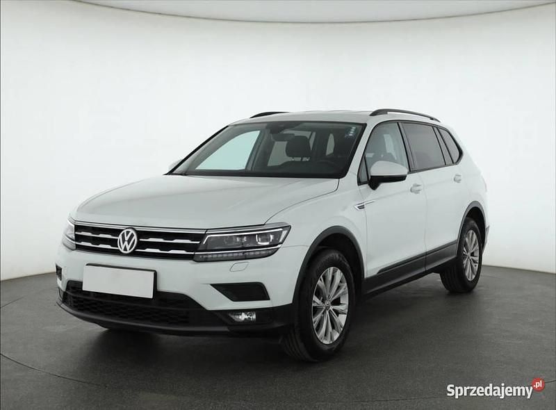Używany VW Tiguan Allspace 150 KM (110 kW) 2021 Biały SUV
