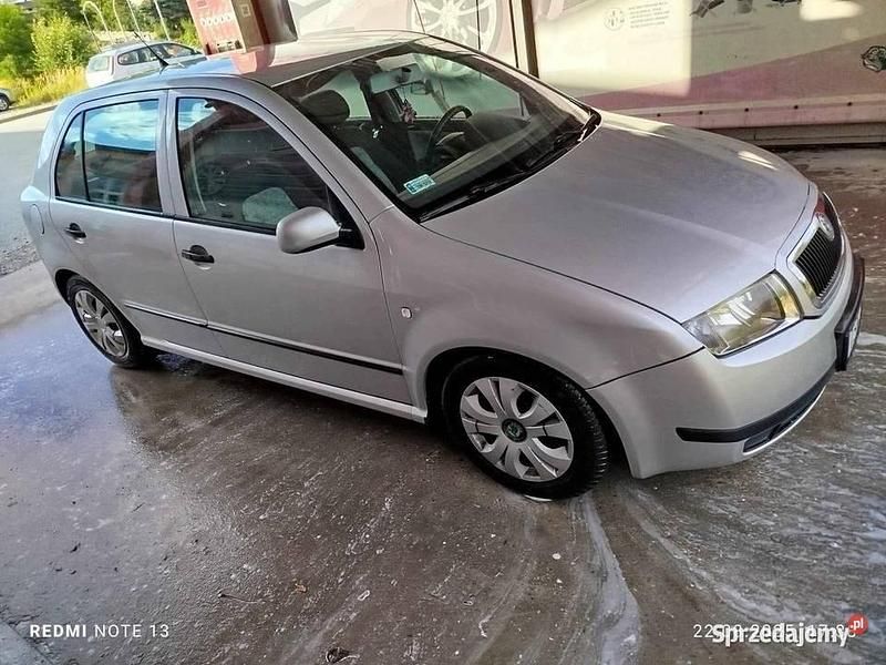 Srebrny Używany 2003 Skoda Fabia Hatchback | 3300 zł (Uczciwa cena) - Obraz 1/4