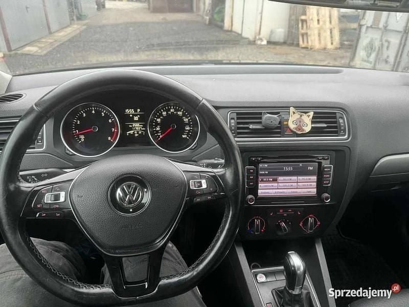 Używany VW Jetta 2015 Czarny Sedan/Limuzyna