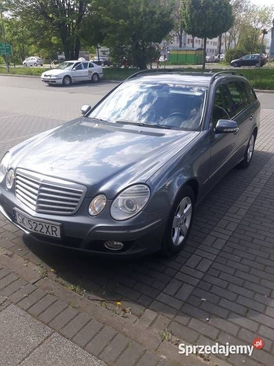 Używany 2008 Mercedes E220 Kombi | 16 000 zł - Obraz 1/4