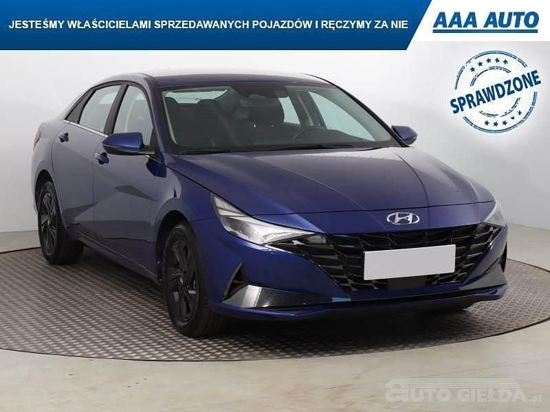 Używany Hyundai Elantra 2023 Błękitny Sedan/Limuzyna