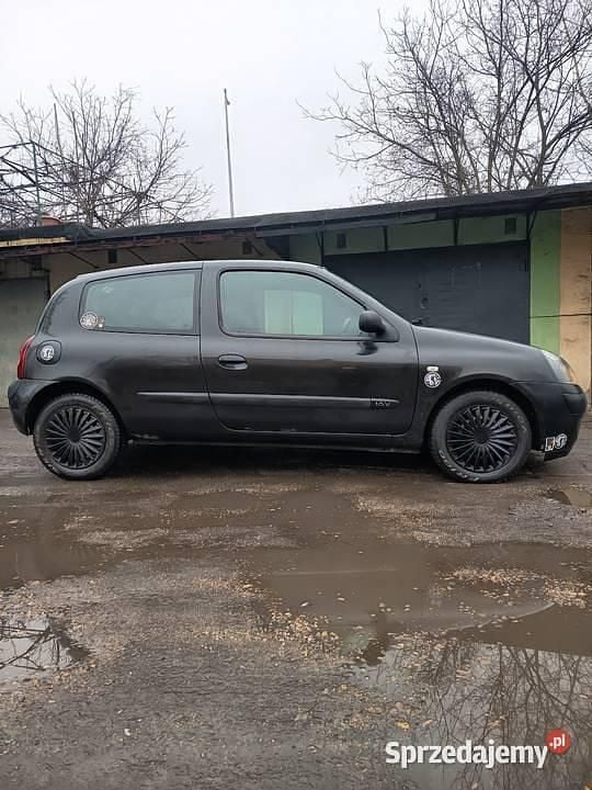 Używany Renault Clio II 2003 Czarny Hatchback