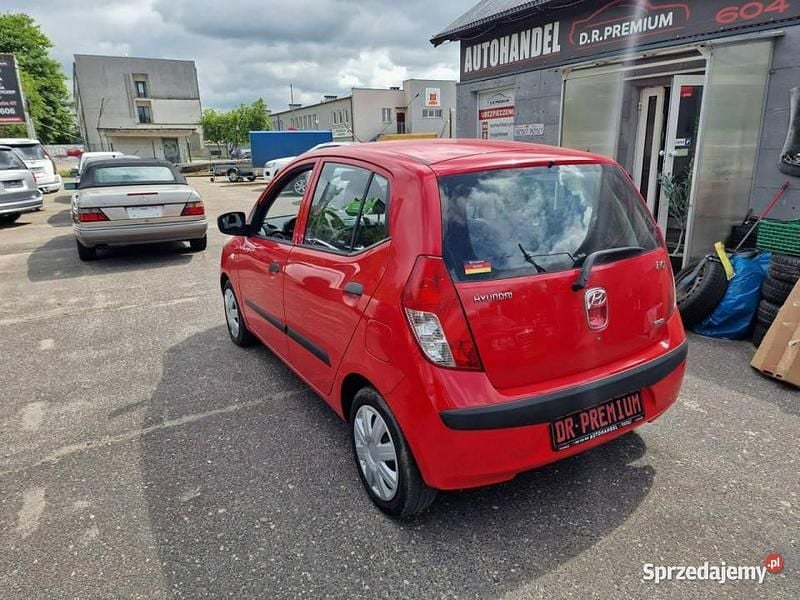 Używany Hyundai i10 78 KM (57 kW) 2009 Czerwony Hatchback