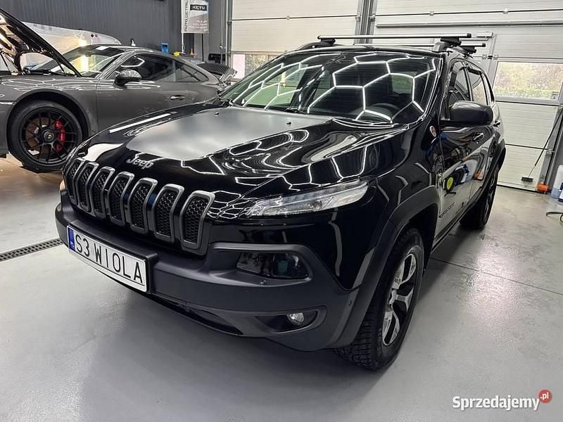 Czarny Używany 2017 Jeep Cherokee Trailhawk SUV | 91 900 zł (Drogi) - Obraz 1/4