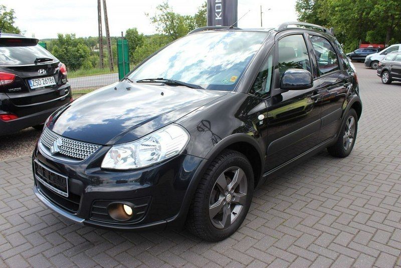 Używany Suzuki SX4 120 KM (88 kW) 2011 Czarny Hatchback
