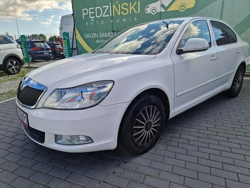 Używany Skoda Octavia 104 KM (76 kW) 2011 Biały Kombi