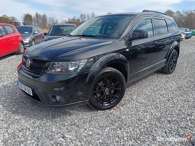 Czarny Używany 2014 Fiat Freemont SUV | 45 900 zł - Obraz 1/4