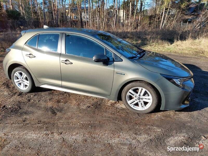 Używany Toyota Corolla 122 KM (89 kW) 2019 Brązowy Hatchback