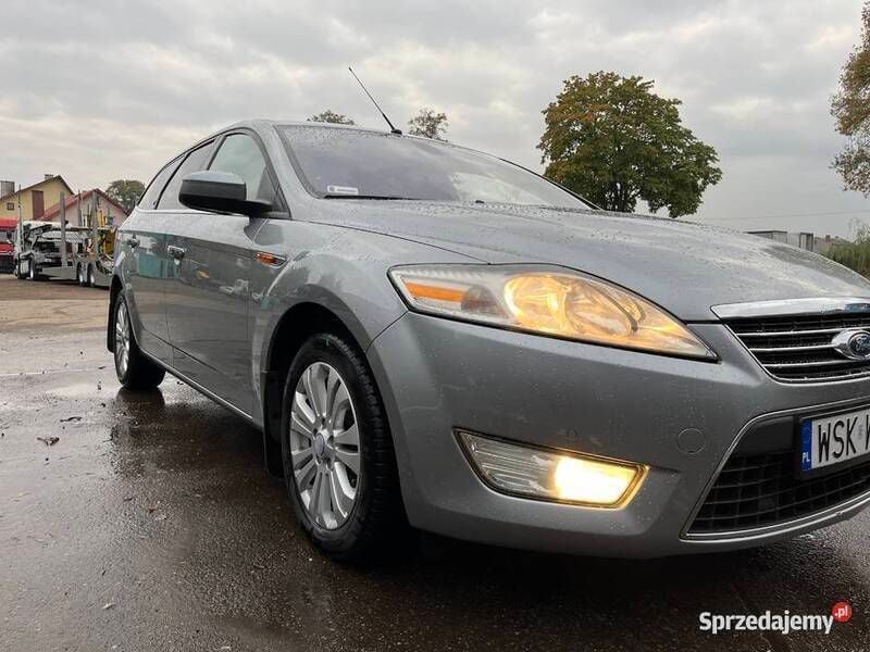 Niebieski Używany 2009 Ford Mondeo Ghia Sedan/Limuzyna | 17 499 zł (Drogi) - Obraz 1/4