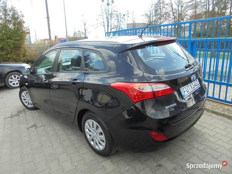 Używany Hyundai i30 Trend 110 KM (80 kW) 2016