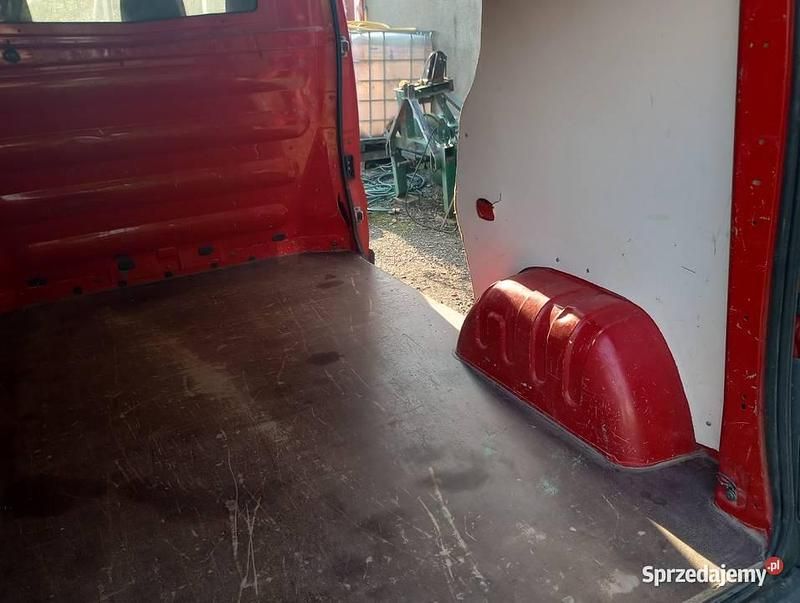 Używany Nissan Primastar 2003 Czerwony Minivan