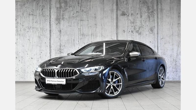Black sapphire metallic metalizowany Używany 2019 BMW M850 Shadowline Coupe | 269 800 zł - Obraz 1/3