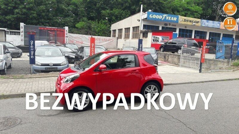 Czerwony Używany 2010 Toyota iQ Hatchback | 16 999 zł - Obraz 1/4