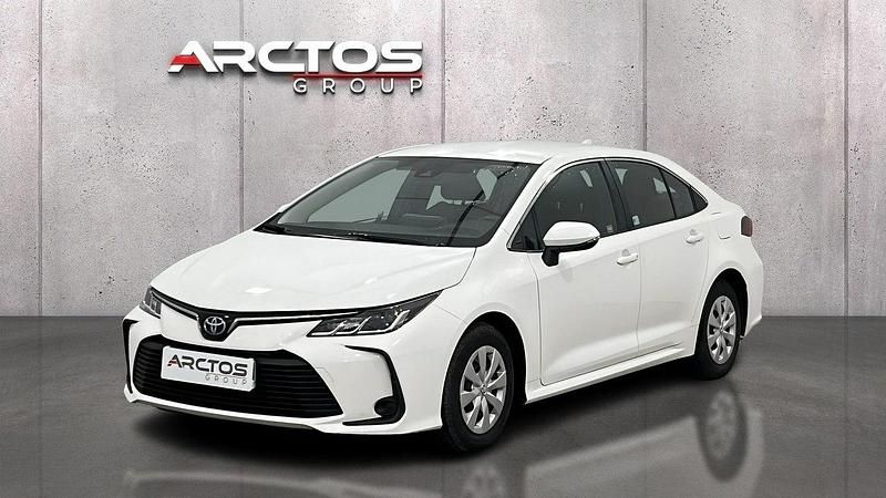 Biały Używany 2022 Toyota Corolla Sedan/Limuzyna | 73 900 zł (Dobra cena) - Obraz 1/4