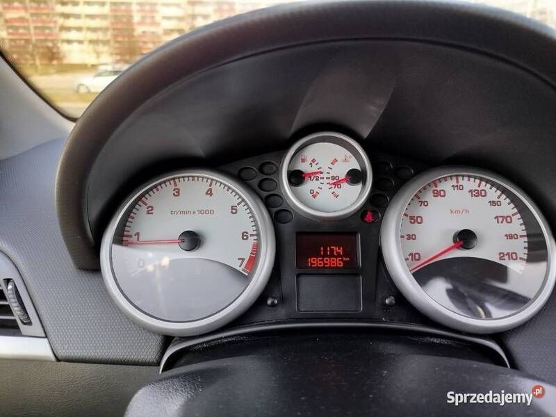 Używany Peugeot 207 2010 Szary Kombi