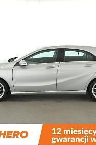 Używany Mercedes A180 Urban 109 KM (80 kW) 2015 Srebrny Hatchback
