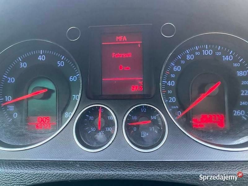 Czarny Używany 2006 VW Passat Sedan/Limuzyna | 9900 zł (Dobra cena) - Obraz 1/4