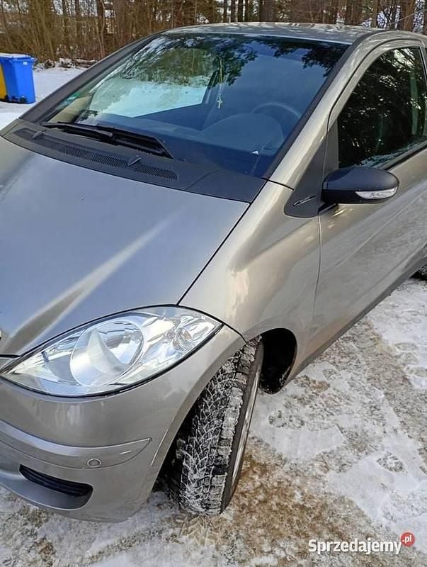 Używany Mercedes A180 109 KM (80 kW) 2005 Grafitowy Hatchback