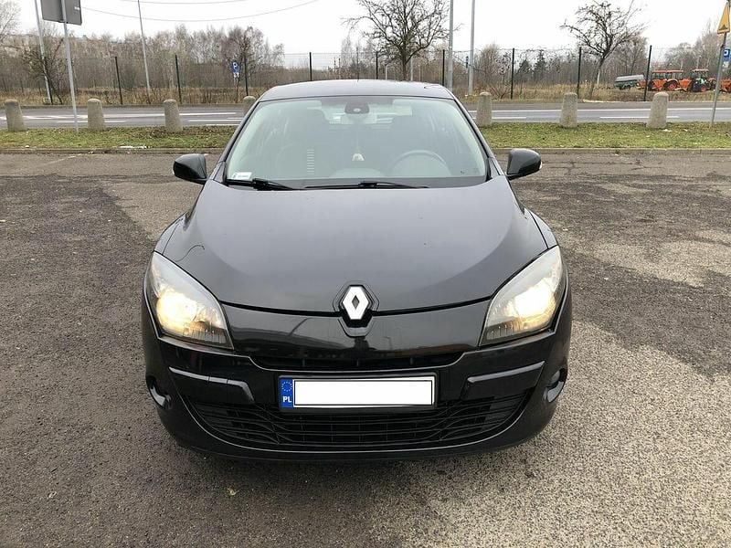 Używany Renault Mégane III 2011 Czarny Hatchback