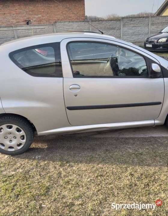 Używany 2008 Peugeot 107 Hatchback | 8500 zł (Uczciwa cena) - Obraz 1/4