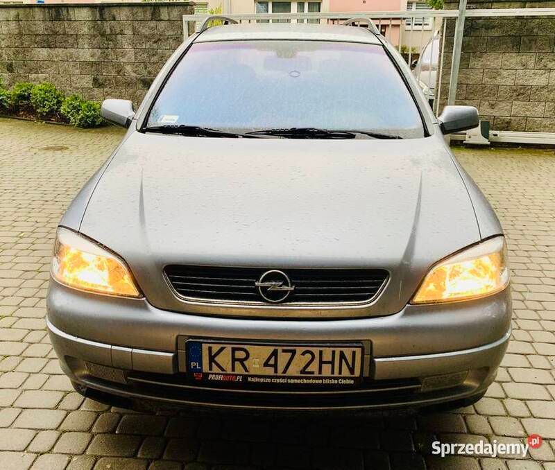 Srebrny Używany 2004 Opel Astra Kombi | 8000 zł - Obraz 1/4