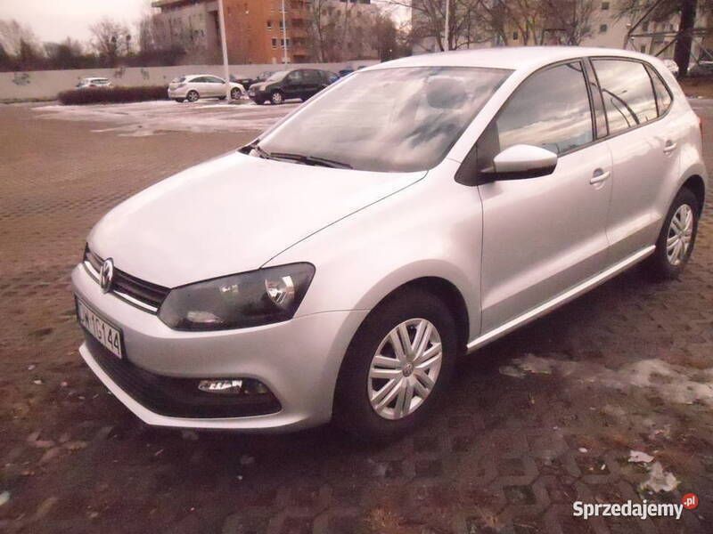 Srebrny Używany 2015 VW Polo Hatchback | 36 700 zł (Uczciwa cena) - Obraz 1/4