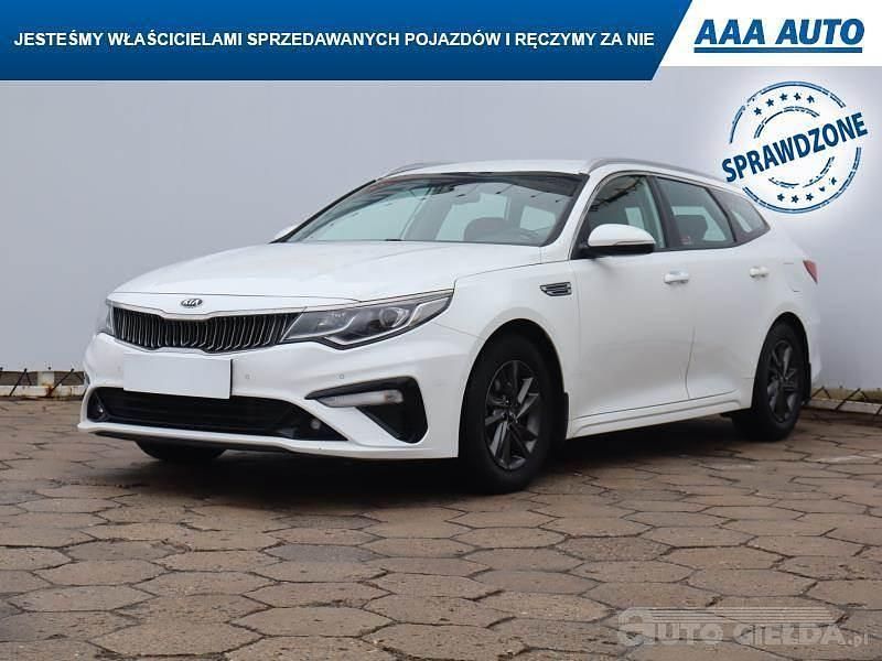 Używany Kia Optima 136 KM (100 kW) 2019 Biały