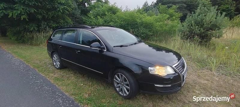 Czarny Używany 2008 VW Passat Kombi | 9900 zł (Uczciwa cena) - Obraz 1/4