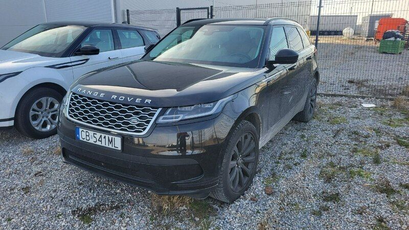 Czarny Używany 2021 Land Rover Range Rover Velar SUV | 120 000 zł - Obraz 1/4