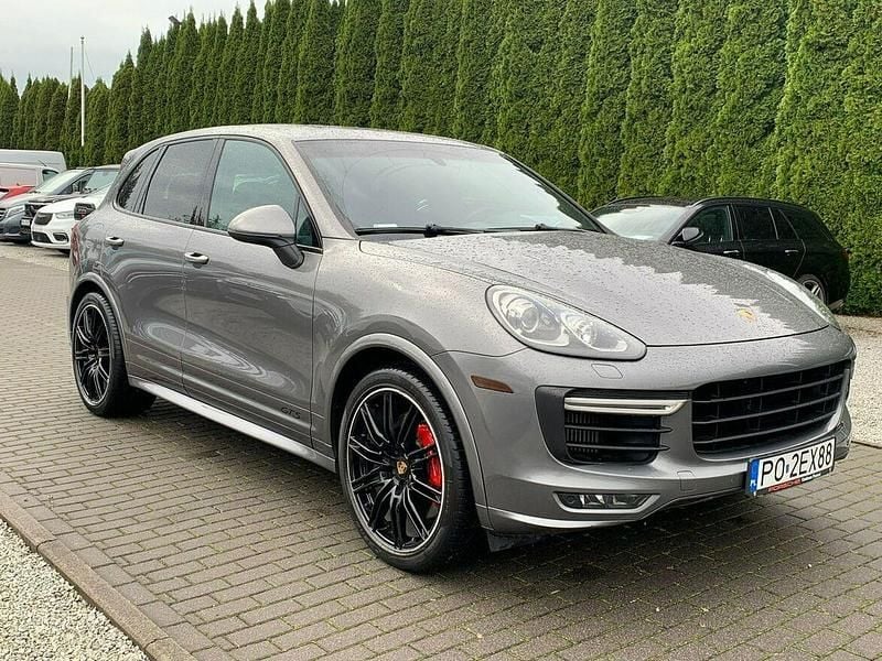 Szary Używany 2015 Porsche Cayenne GTS Chrono SUV | 147 600 zł - Obraz 1/4