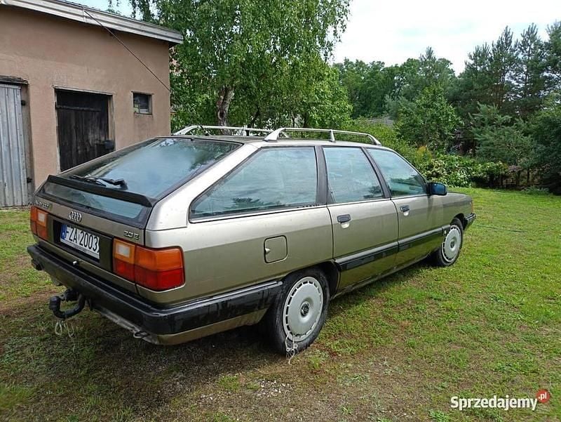 Używany Audi 100 1989 Beżowy Kombi