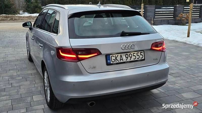 Używany Audi A3 Sportback Ambiente 2014 Szary Hatchback