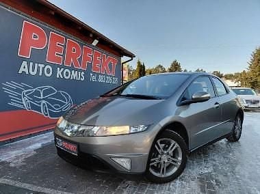 Inny kolor Używany 2007 Honda Civic Sedan/Limuzyna | 13 900 zł (Dobra cena) - Obraz 1/4