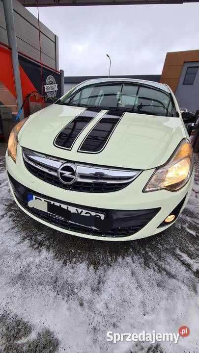 Biały Używany 2011 Opel Corsa Coupe | 18 500 zł (Uczciwa cena) - Obraz 1/4