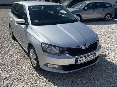 Srebrny Używany 2016 Skoda Fabia Kombi | 26 900 zł (Drogi) - Obraz 1/4