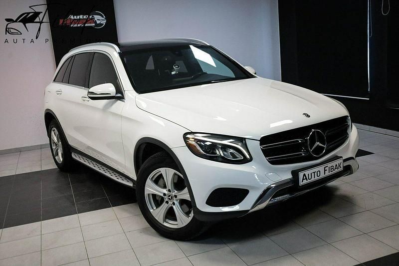 Biały Używany 2017 Mercedes GLC300 SUV | 109 900 zł (Super Cena) - Obraz 1/4
