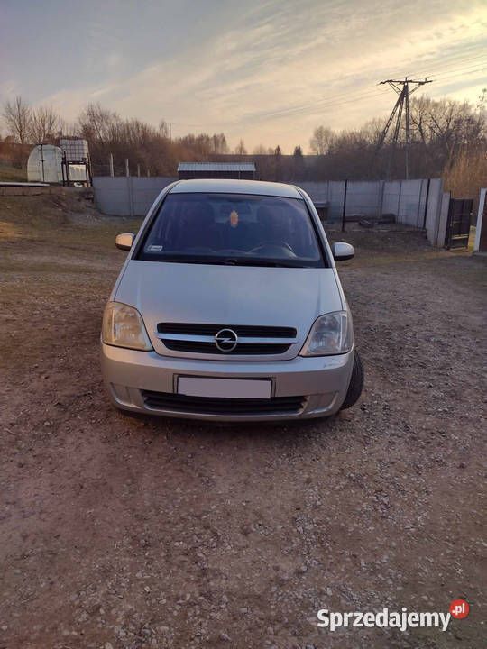 Srebrny Używany 2005 Opel Meriva Minivan | 3500 zł (Uczciwa cena) - Obraz 1/4
