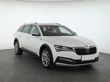 Biały Używany 2019 Skoda Superb Kombi | 81 999 zł (Uczciwa cena) - Obraz 1/4