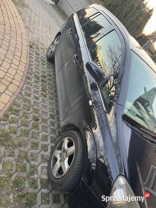 Czarny Używany 2008 Opel Zafira Minivan | 8999 zł (Dobra cena) - Obraz 1/4