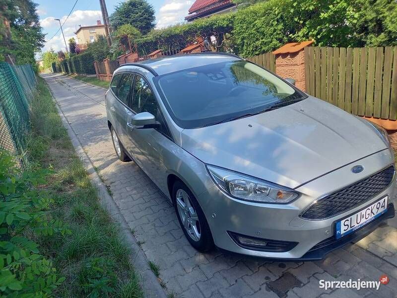 Używany Ford Focus 2016 Srebrny Sedan/Limuzyna