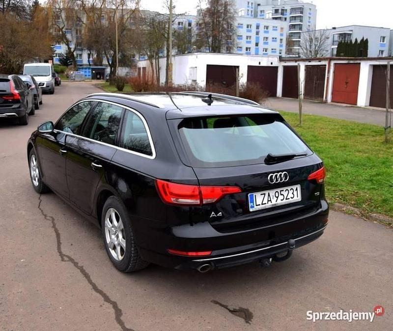 Używany Audi A4 Premium 2016 Czarny Kombi