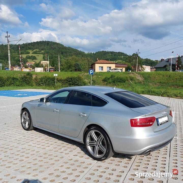Używany Audi A5 Sportback S-Line 2011 Srebrny Hatchback