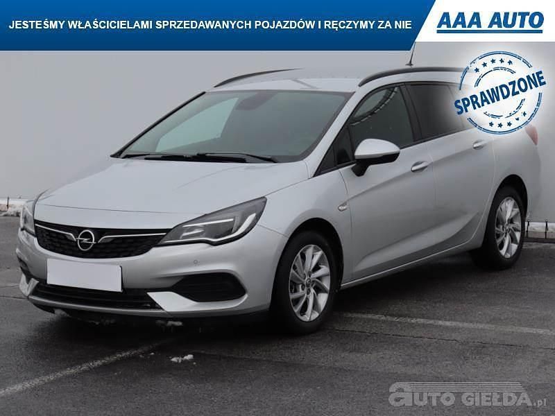 Używany Opel Astra 2020 Srebrny