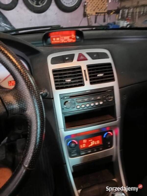 Bordowy Używany 2007 Peugeot 307 Sedan/Limuzyna | 8500 zł (Drogi) - Obraz 1/4