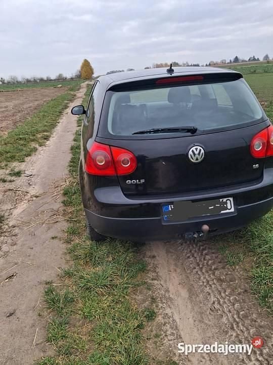 Czarny Używany 2006 VW Golf Coupe | 4800 zł (Dobra cena) - Obraz 1/4