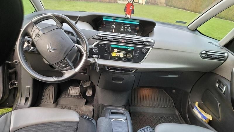 Używany Citroën Grand C4 Picasso 2017 Szary Minivan